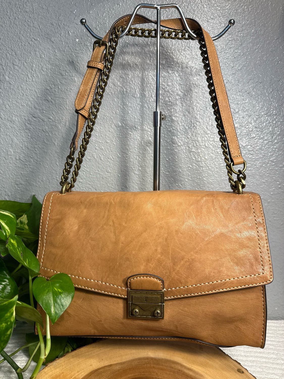 Frye Tan Marbled Leather With Brass Hardware, Shoulder Bag Or Crossbody Like New