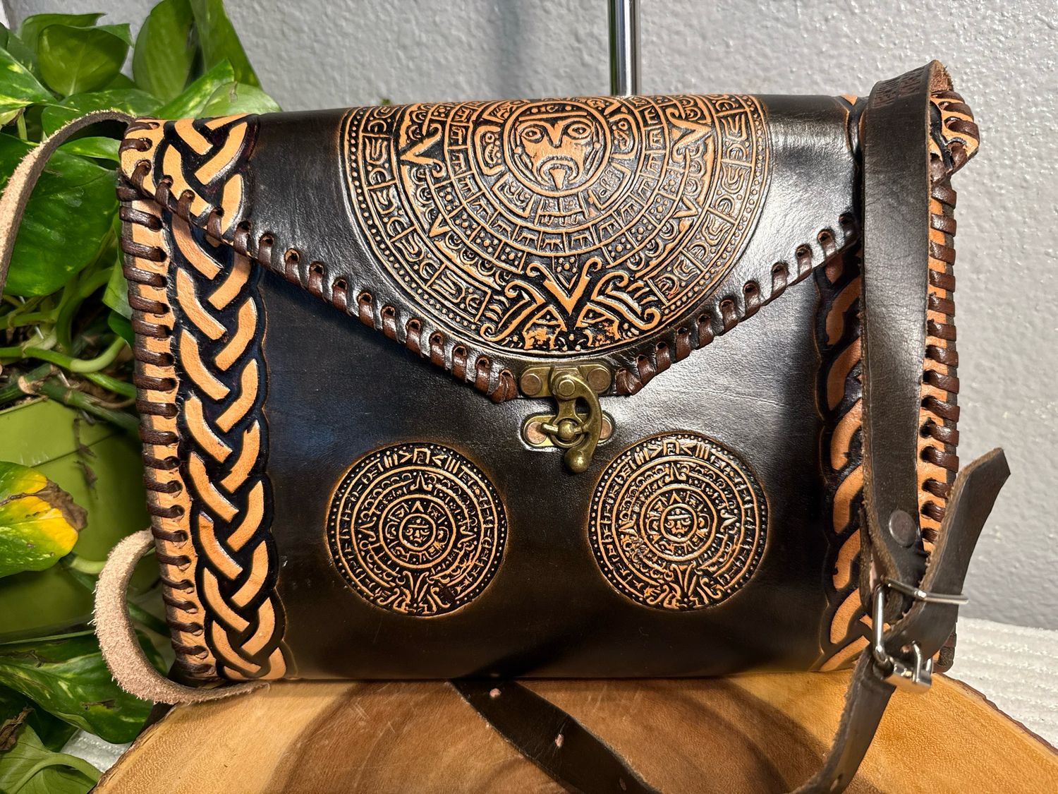 Unbranded Artisan Made In Mexico, Brown Embossed Leather Crossbody Bag New Without Tags