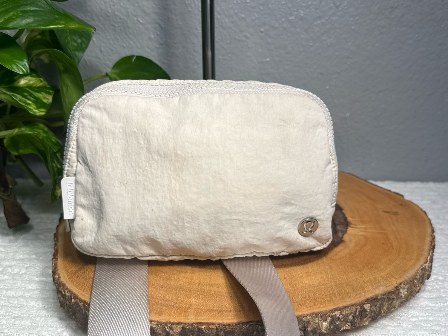 Lululemon 1L Belt Bag, Beige Nylon