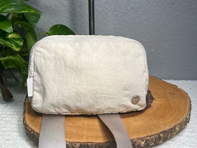 Lululemon 1L Belt Bag, Beige Nylon