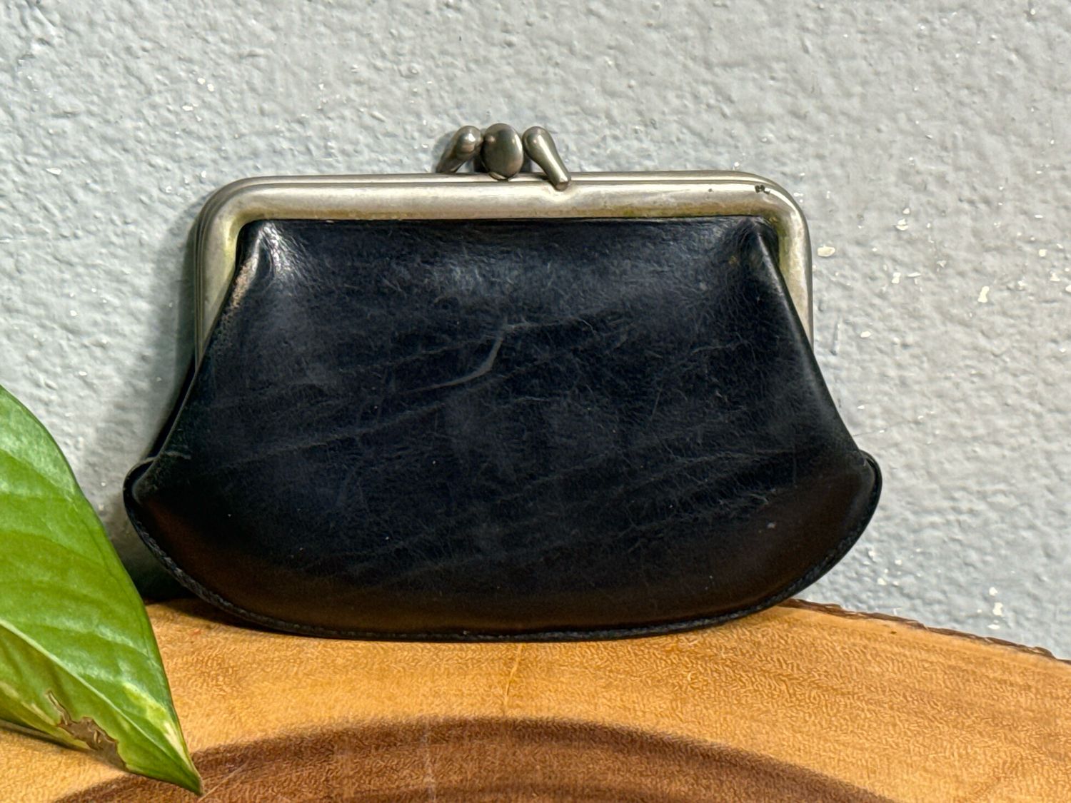 Unbranded 1960S Black Saddle, Leather Double Kiss Lock Coin Purse