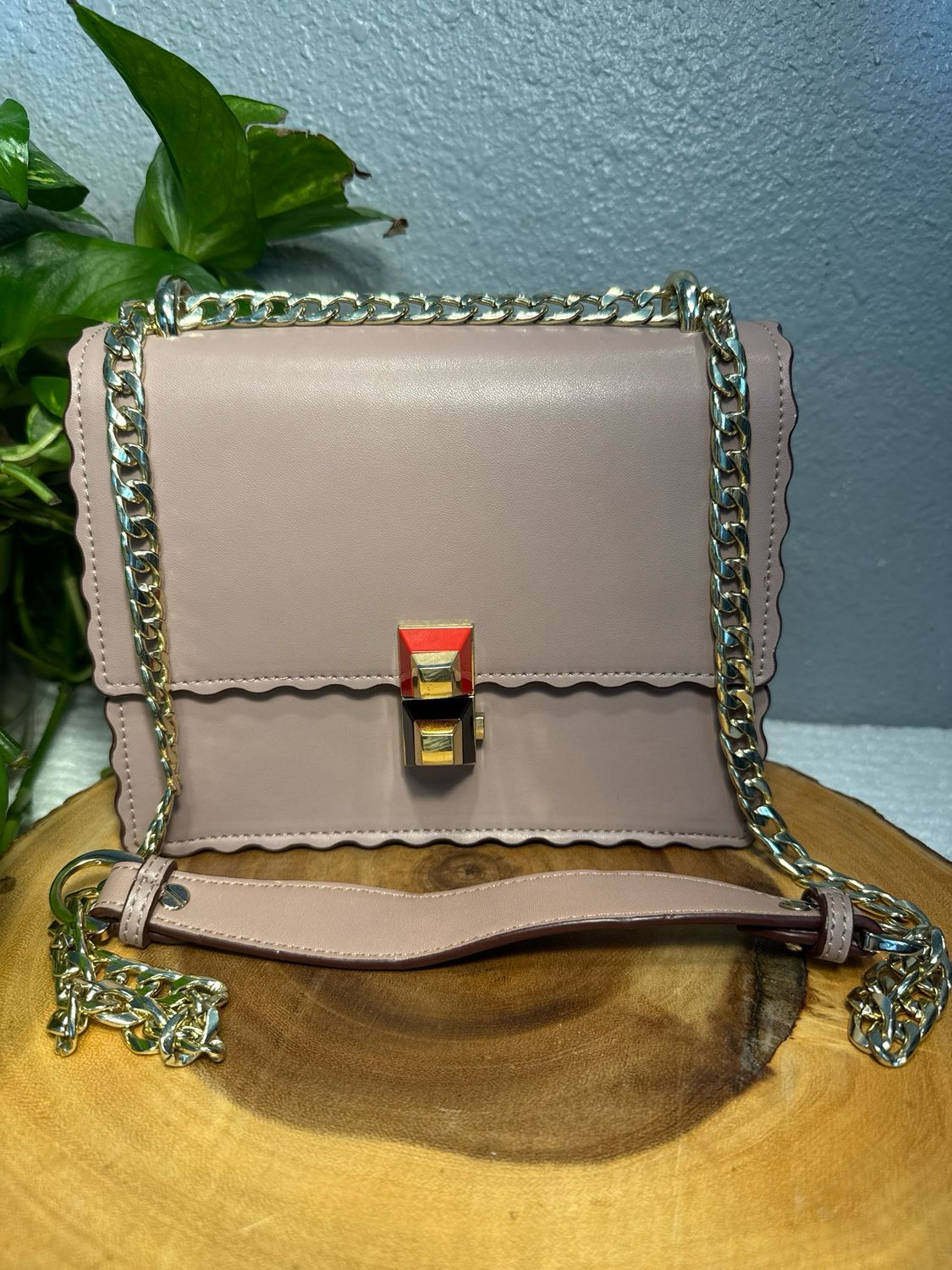 Fendi Kan Inspired Lanvera Mauve Leather Crossbody Or Shoulder Bag FREE WALLET W PURCHASE