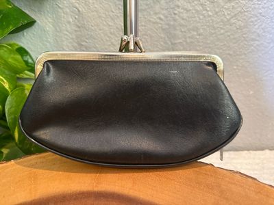 Vintage 1960S Black Naugahyde Double Kiss Lock Zip Coin Purse