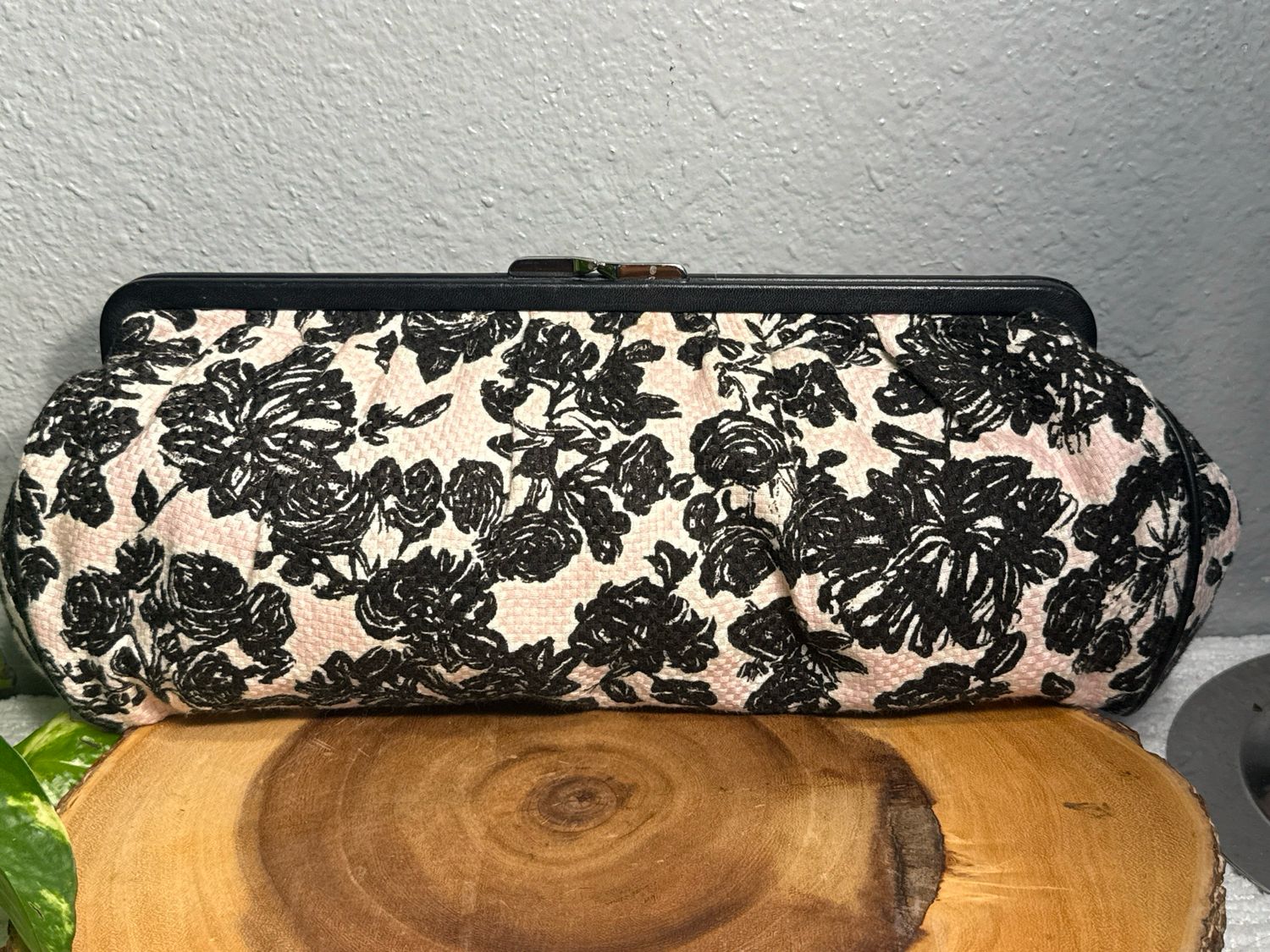 Ann Taylor Loft, Baby, Pink Ivory And Black Floral Cotton With Black Leather Trim Framed Clutch