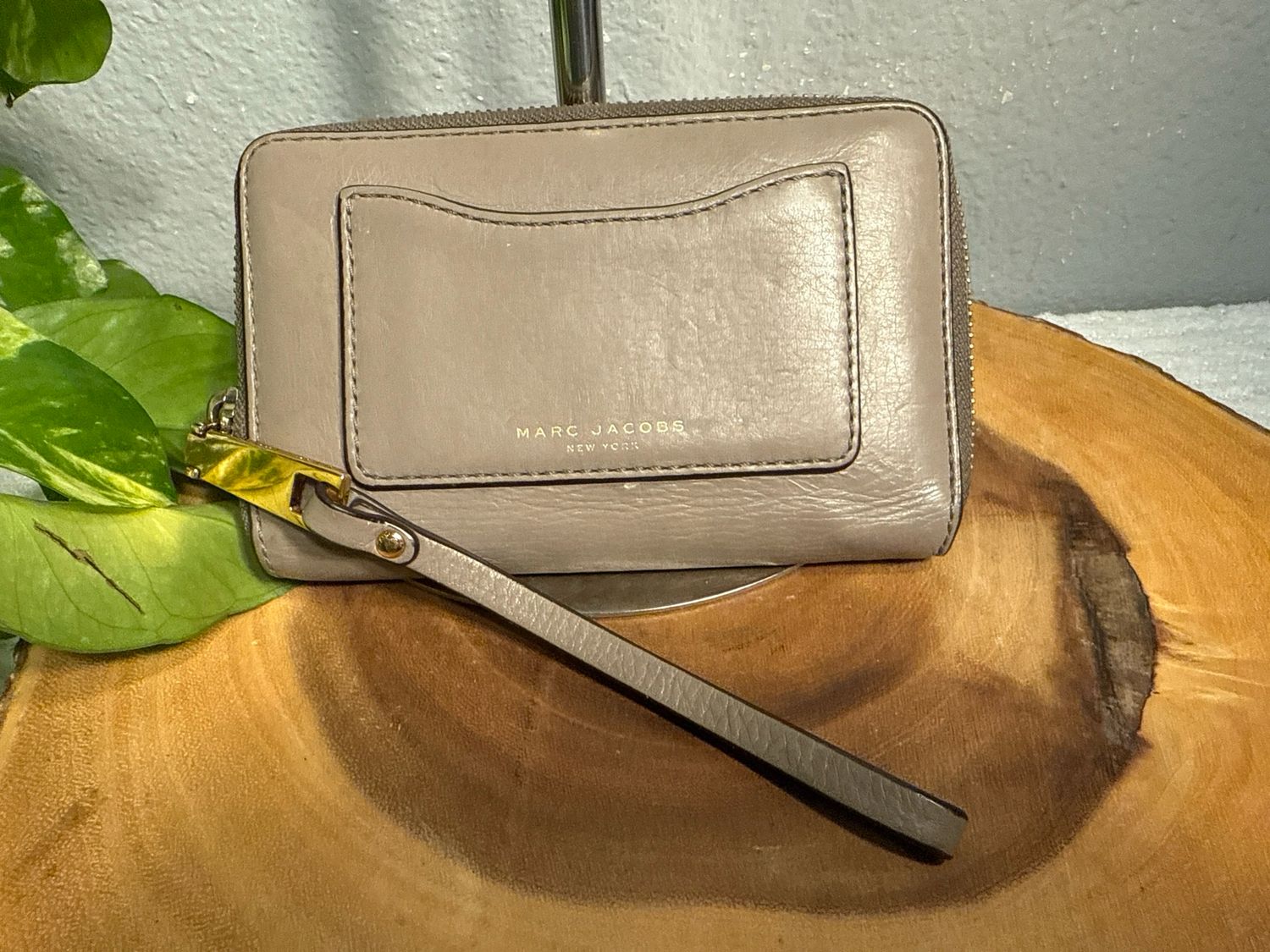 Mark Jacobs Taupe Leather Wristlet Wallet