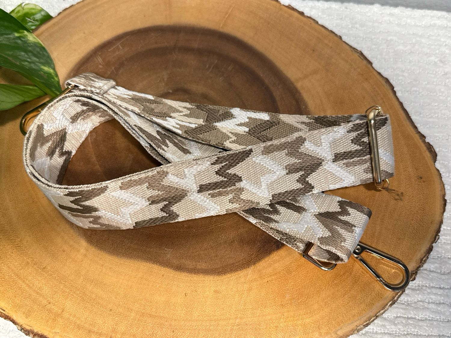 Adjustable Guitar Strap In Tens Brown And Ivory New Without Tags