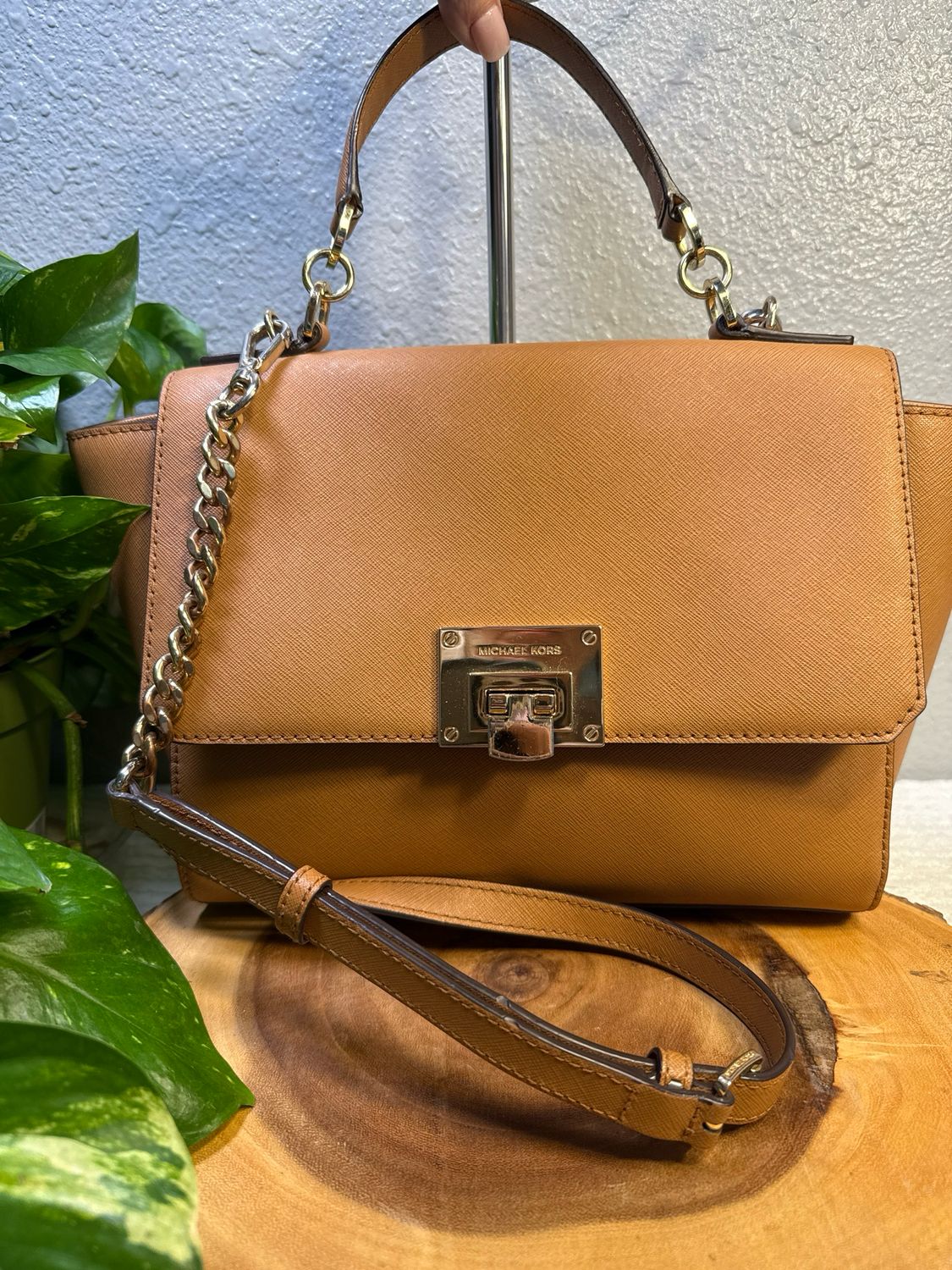 Michael Kors Brown Saviano Leather Top Handle Crossbody Bag Beautiful Condition
