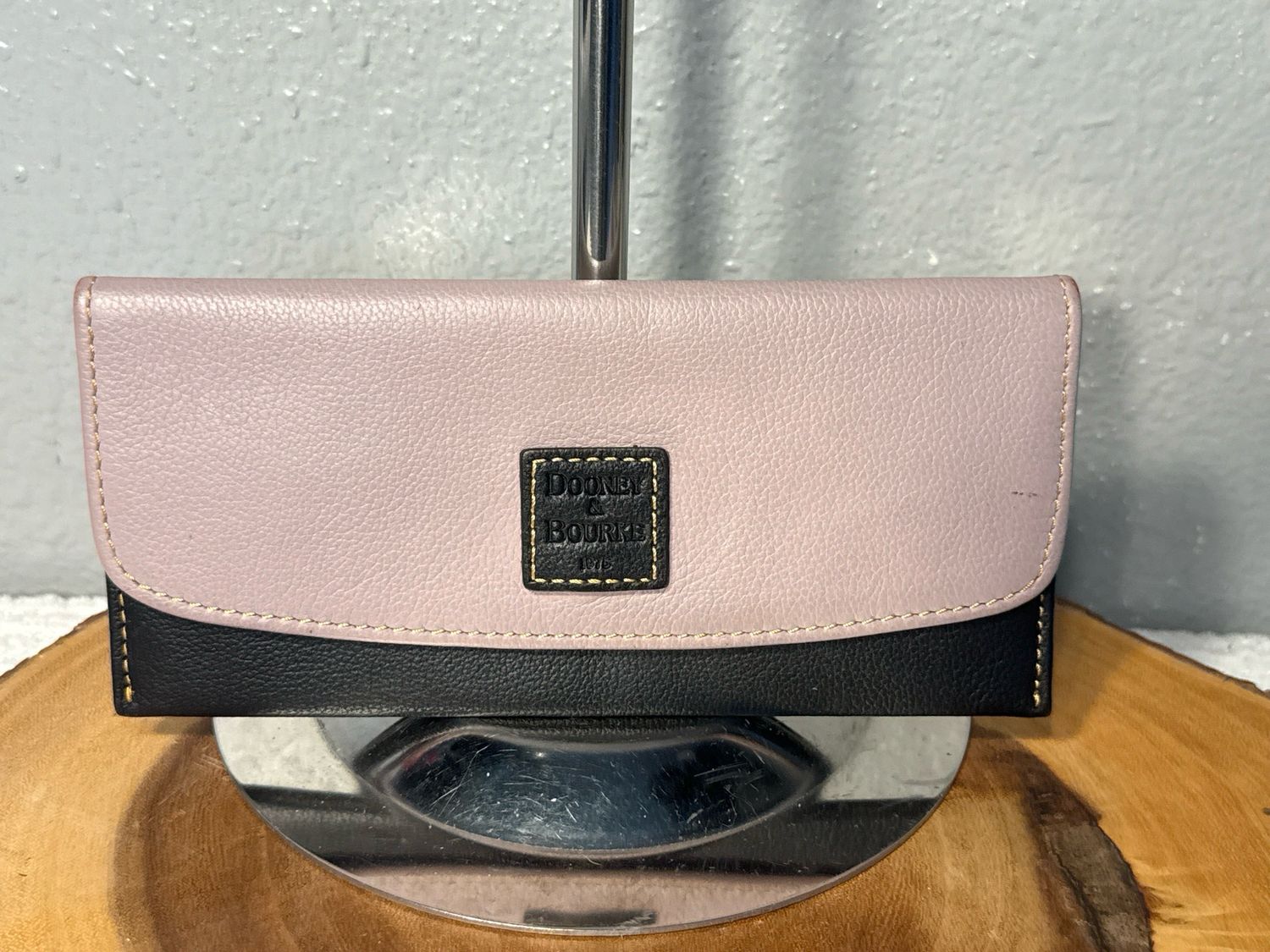 Dooney, &amp; Bourke, Black And Taupe Pebble, Leather Slim Wallet