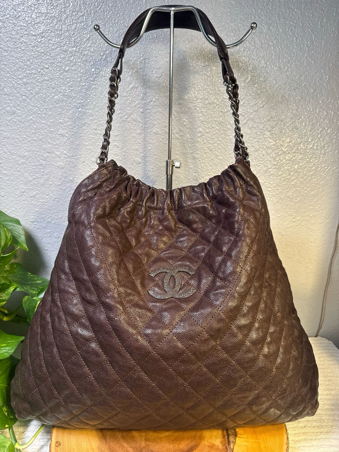 Chanel Authentic, Dark Chocolate, Brown, Caviar, Leather W gunmetal hardware Elastic Large Hobo Bag FROM MY COLLECTION