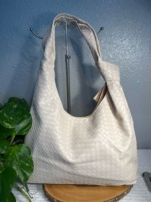 ULTA ivory vegan stamped Woven Leather Shoulder Bag New With Tags