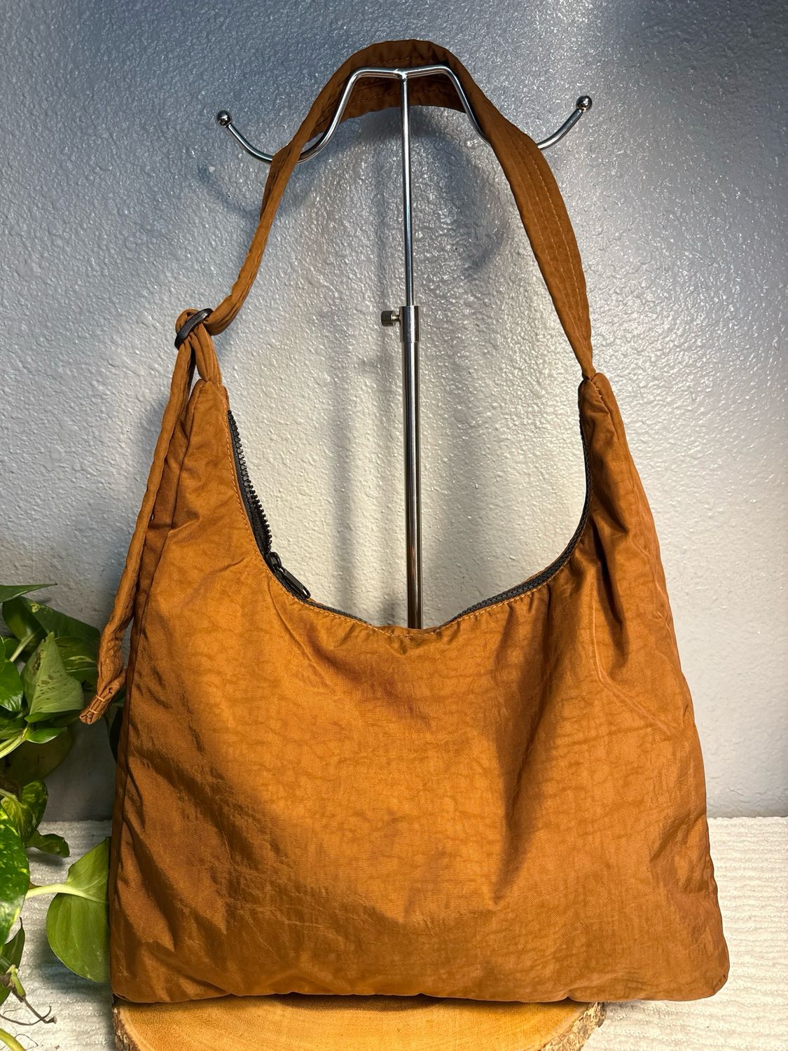 BAGGU Discontinued, Color Large Shoulder Bag New Without Tags