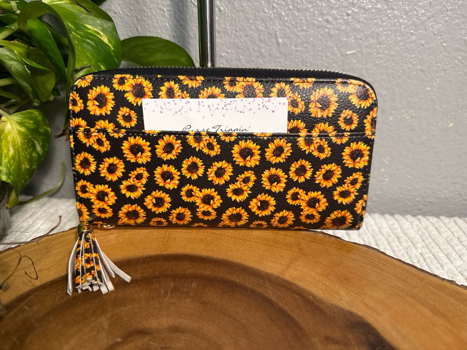 Unbranded, Vegan Leather, Sunflower Wallet Like New
