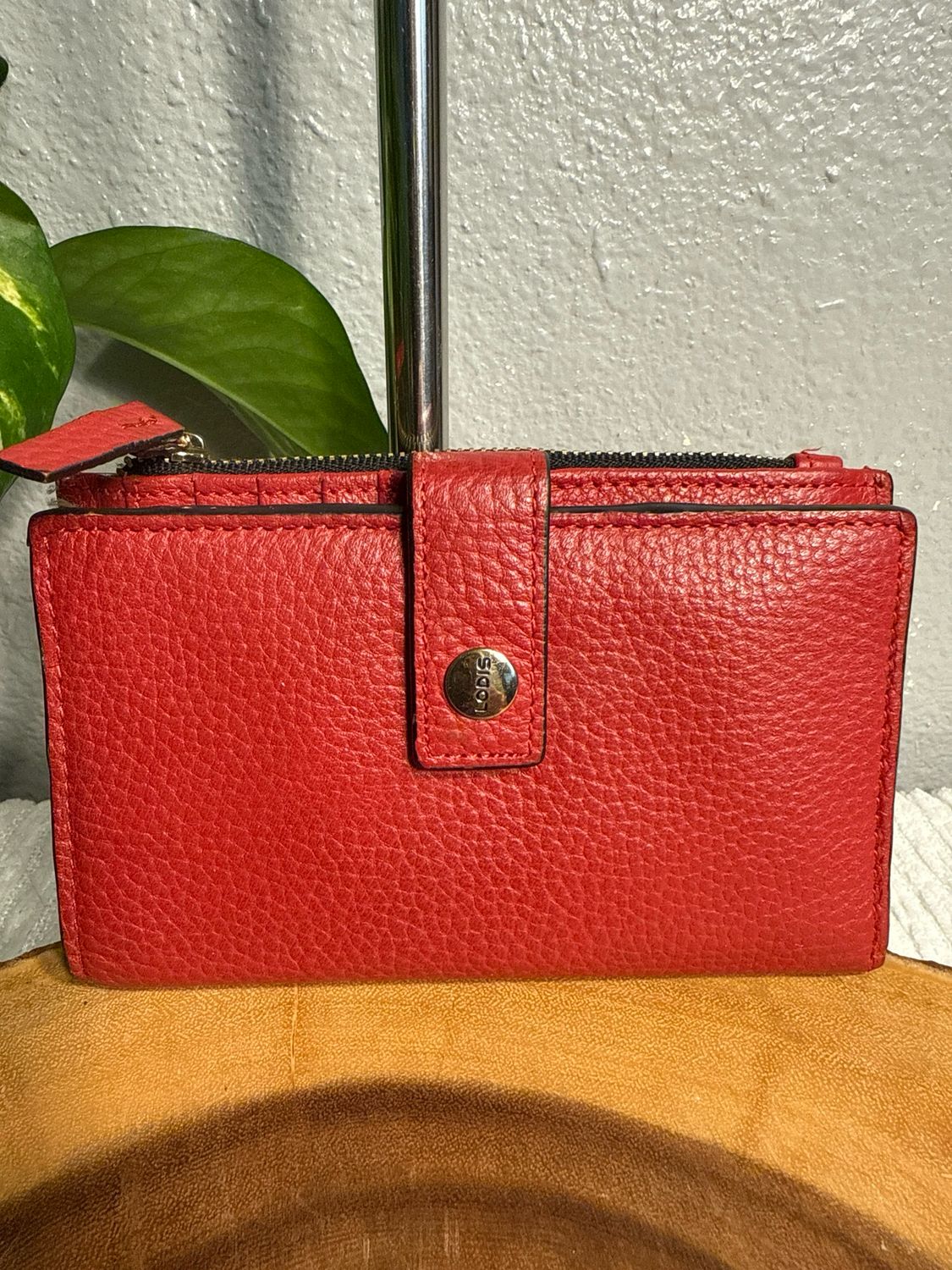LODIS Red Pebbled, Leather Wallet like new