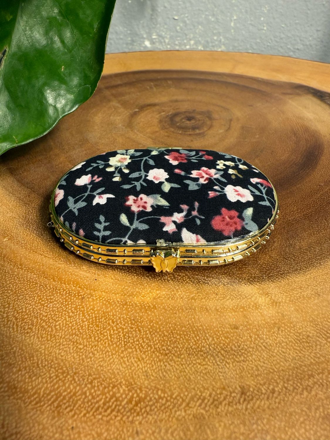 Oval, Black Floral, Double-Sided, Compact Mirror, New Imp Package
