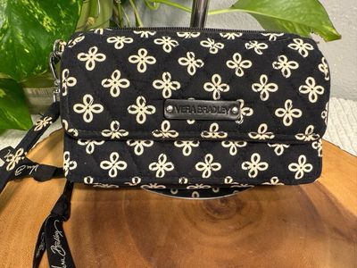 Vera Bradley, Black And White Cotton, Quilted Wristlet Wallet NWOT