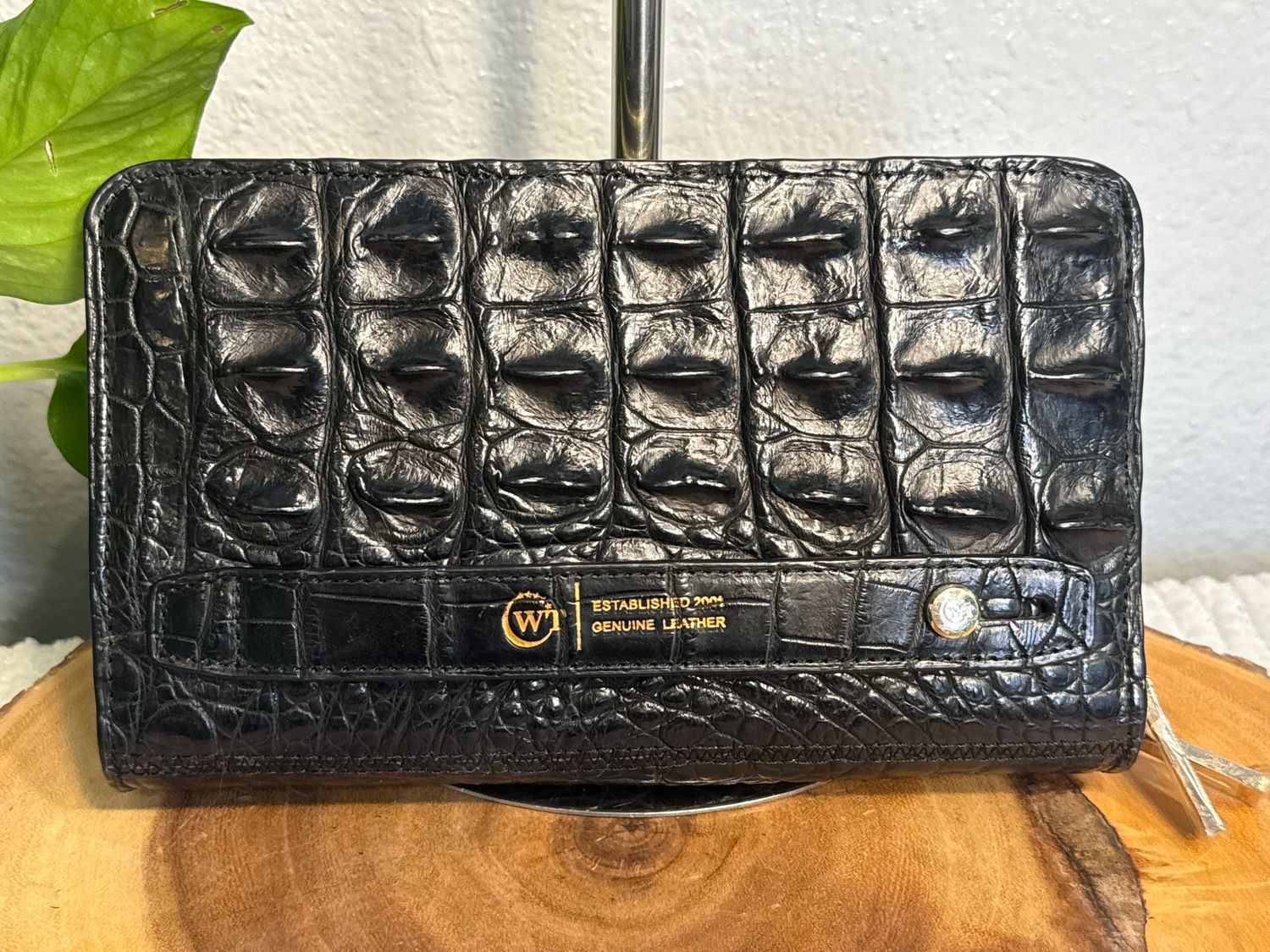 Extremely Rare Find WT Genuine, Croc, Leather Large Clutch Wallet, New Without Tags