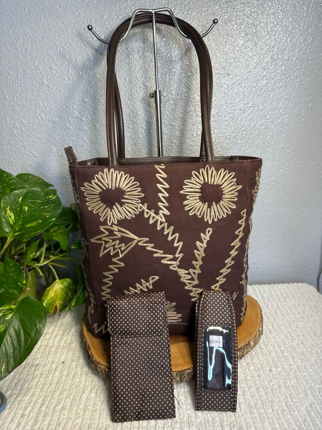 BUENO vintage Brown Canvas Embroidered Tote Bag With Accessories Like New