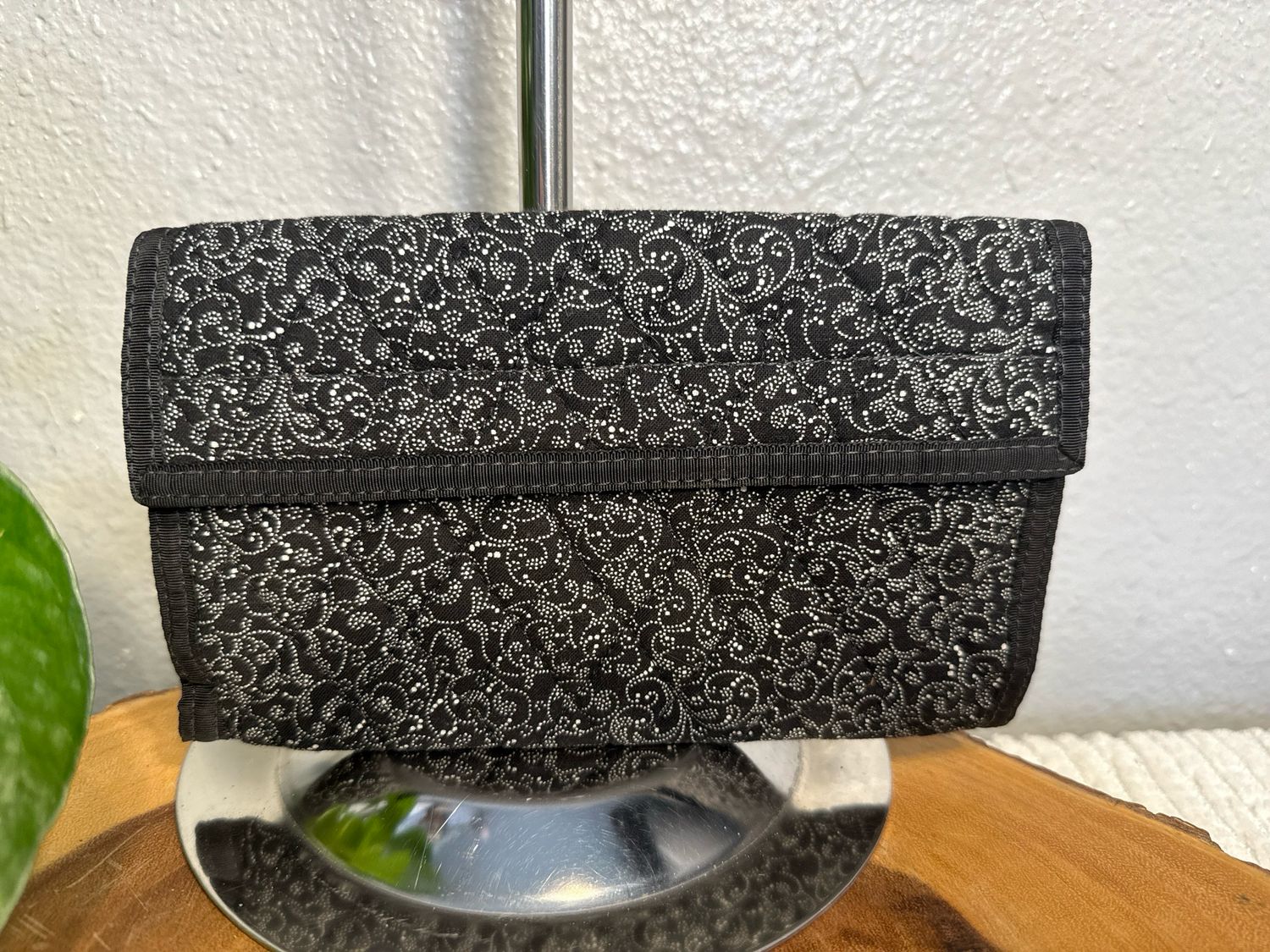 Unbranded, Vintage Quilted, Cosmetic Pouch Or Ketchup, Could Be Used For Sunglasses NWOT