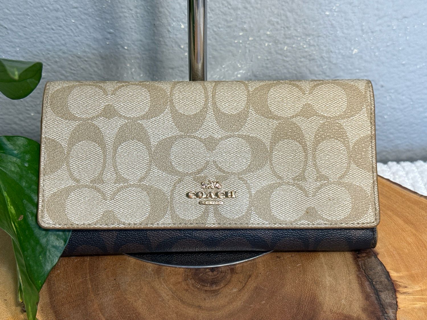 Coach Signature Brown Color Block, Wallet, Pristine Condition Rare Find