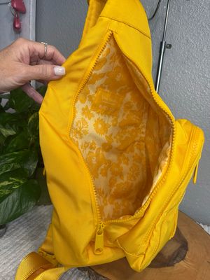 Vera Bradley, Goldenrod Lighten Up Canvas, Sling Bag, New Without Tags