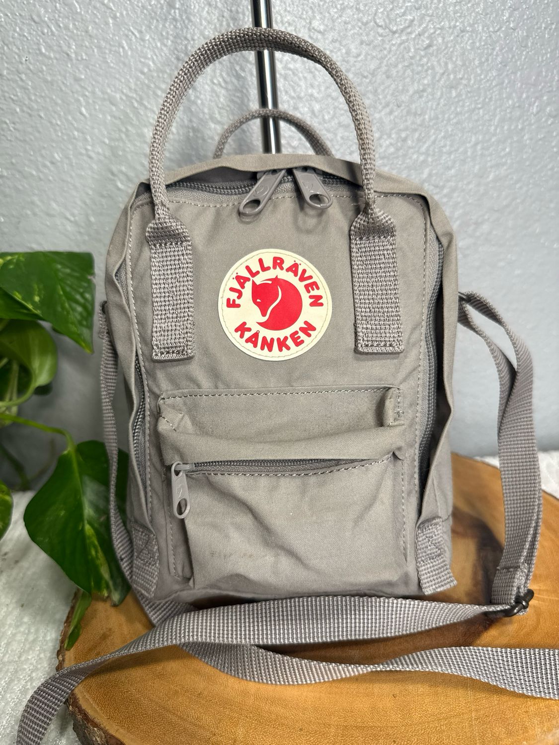 Fjällräven Kanken Gray Mini Crossbody