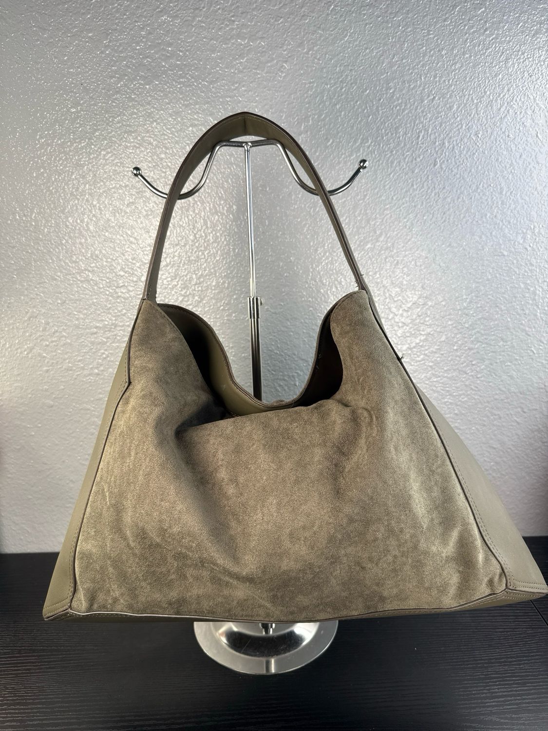 Scoop Olive Green Faux Suede And Faux Leather Slouchy Hobo Bag new without tags