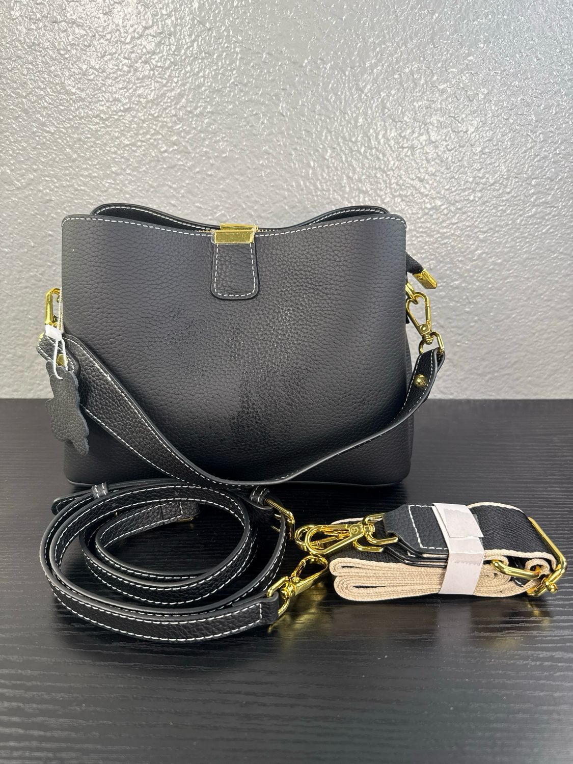 Unbranded Black Leather Shoulder Bag Or Crossbody With Three Straps To Choose From New With Tags