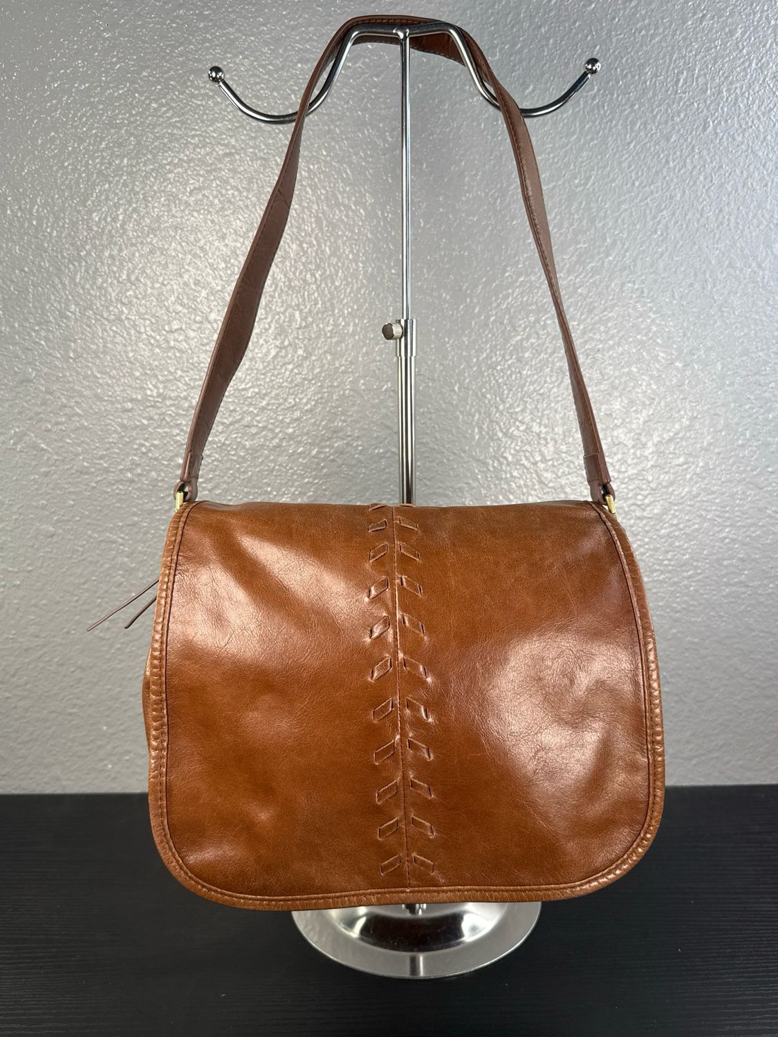 Hobo International Vintage Brown Leather Shoulder Bag