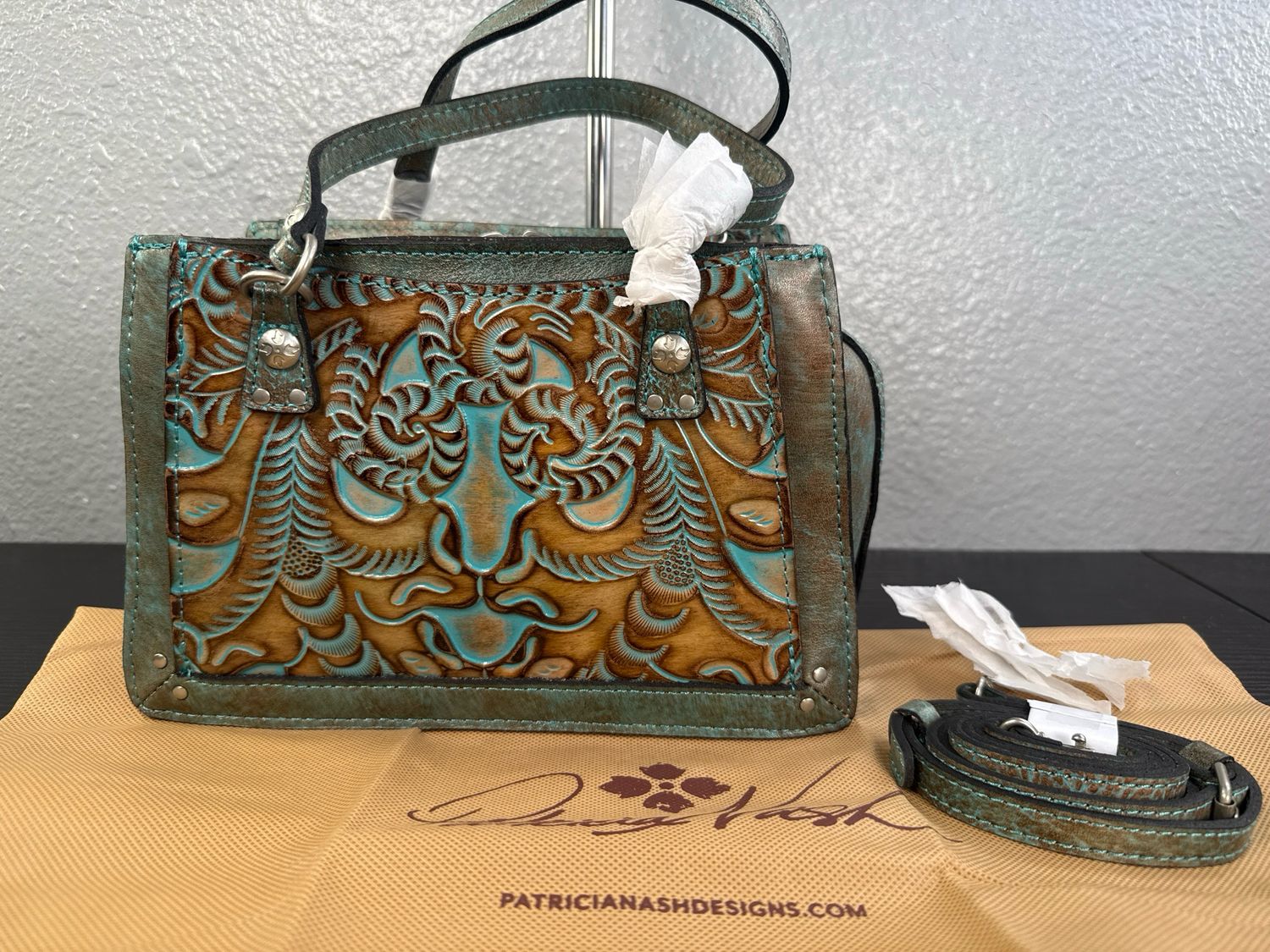 Patricia Nash Turquoise Embossed Satchel New With Tags