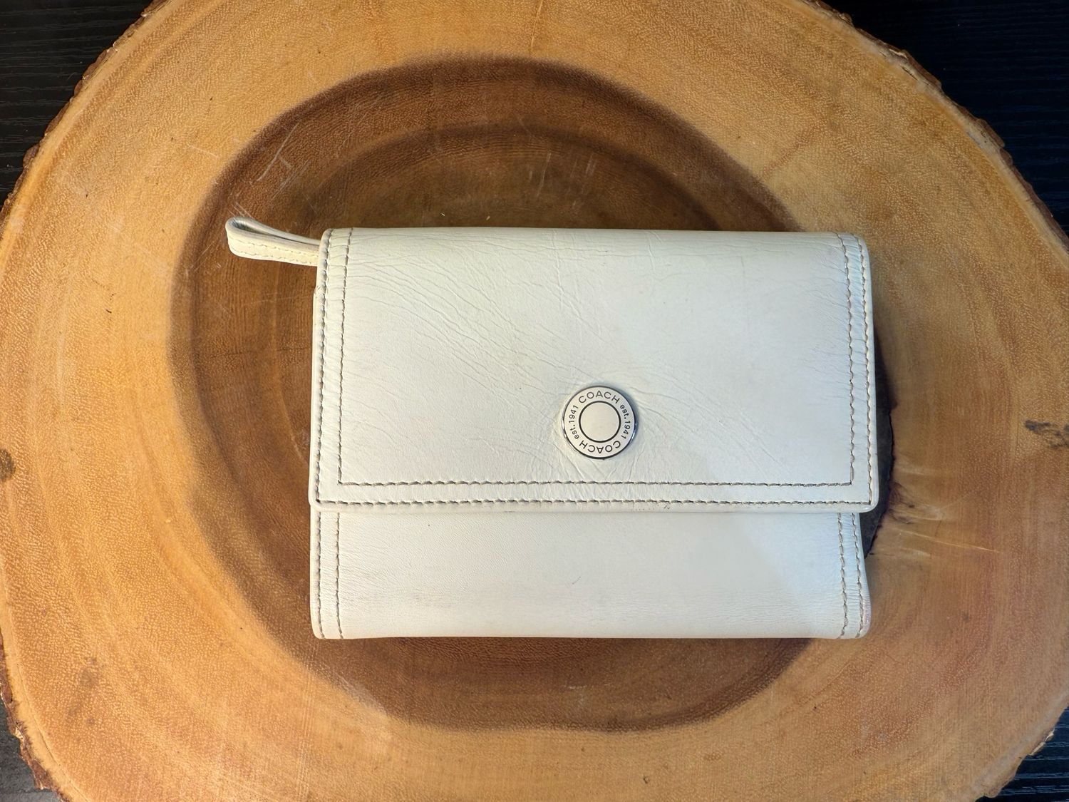 Coach Vintage Leather Wallet And Chalk