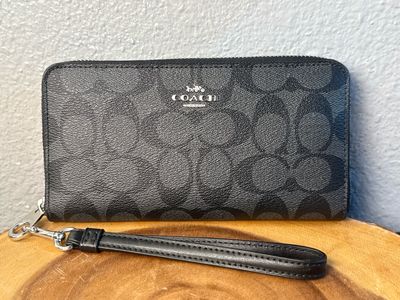 Coach Signature Black Leather Wristlet Wallet New Without Tags