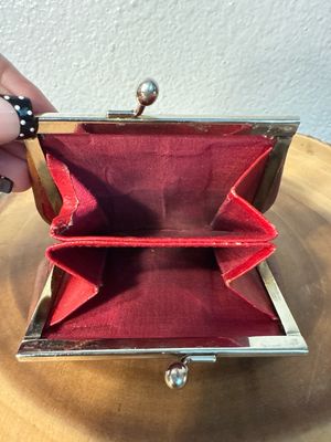 1950S Vintage Brown And Red Leather Kiss Lock Coin Purse