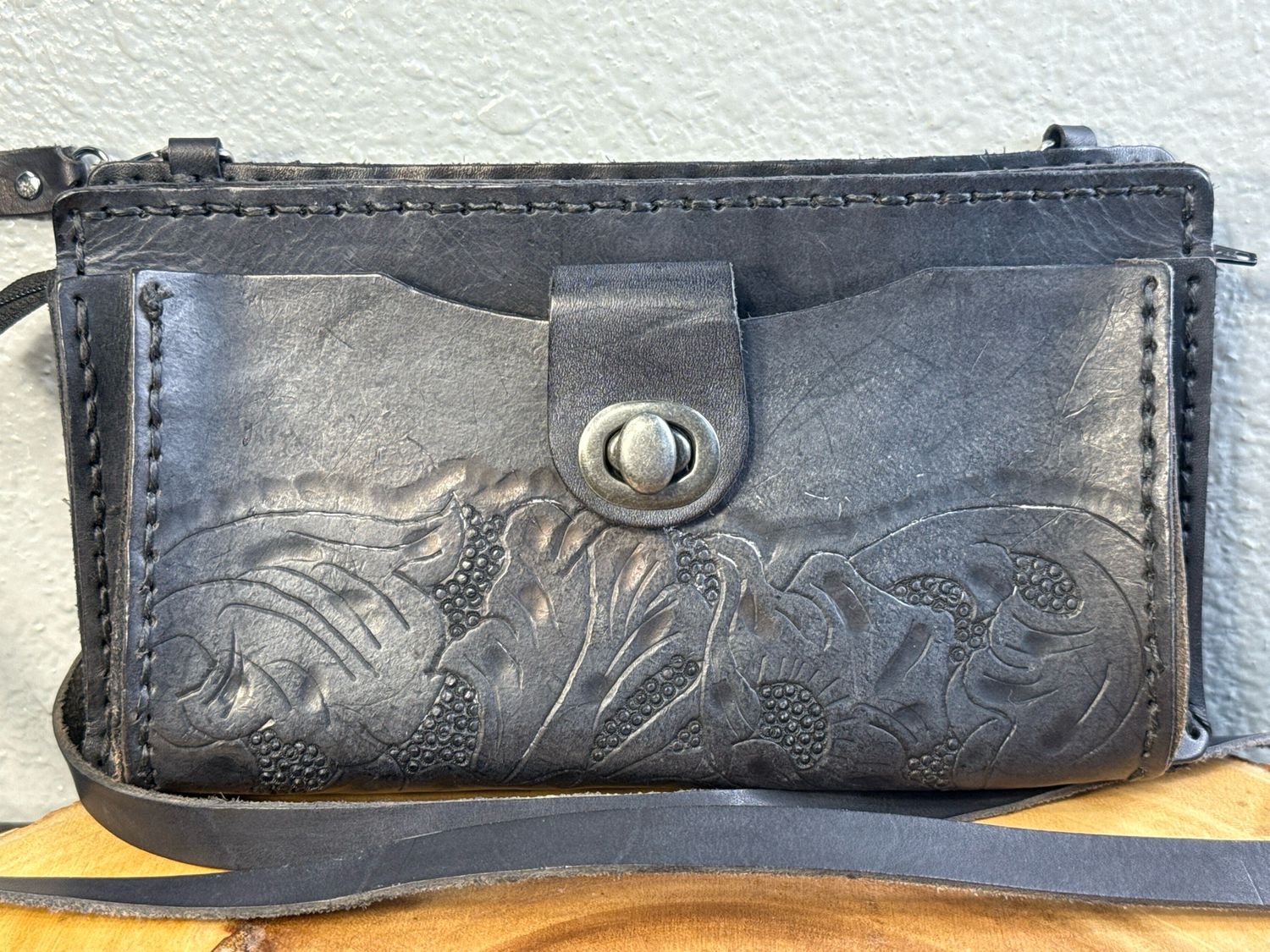 Artisan Crafted, Vintage Charcoal, Embossed Leather Crossbody With Card Wallet Included New Without Tags