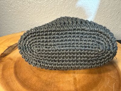 Vintage Grey Crochet Kiss, Lock Coin Purse