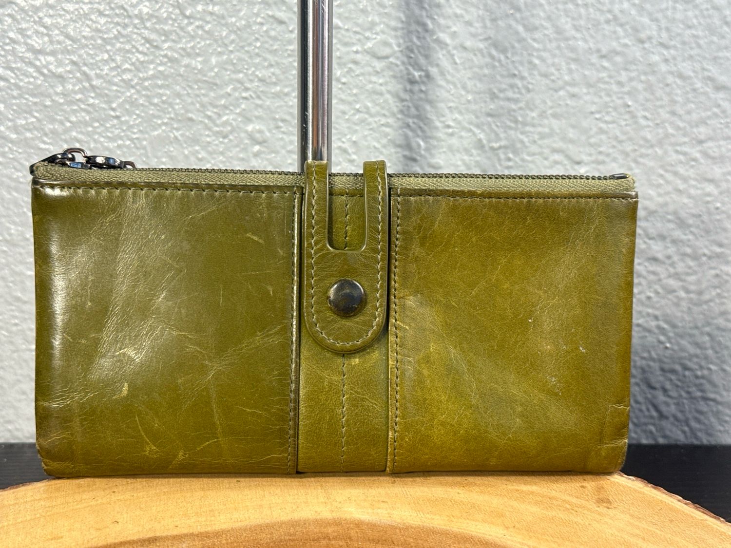 Unbranded, Olive Green, Leather, Exactly Like Hobo International Wallet