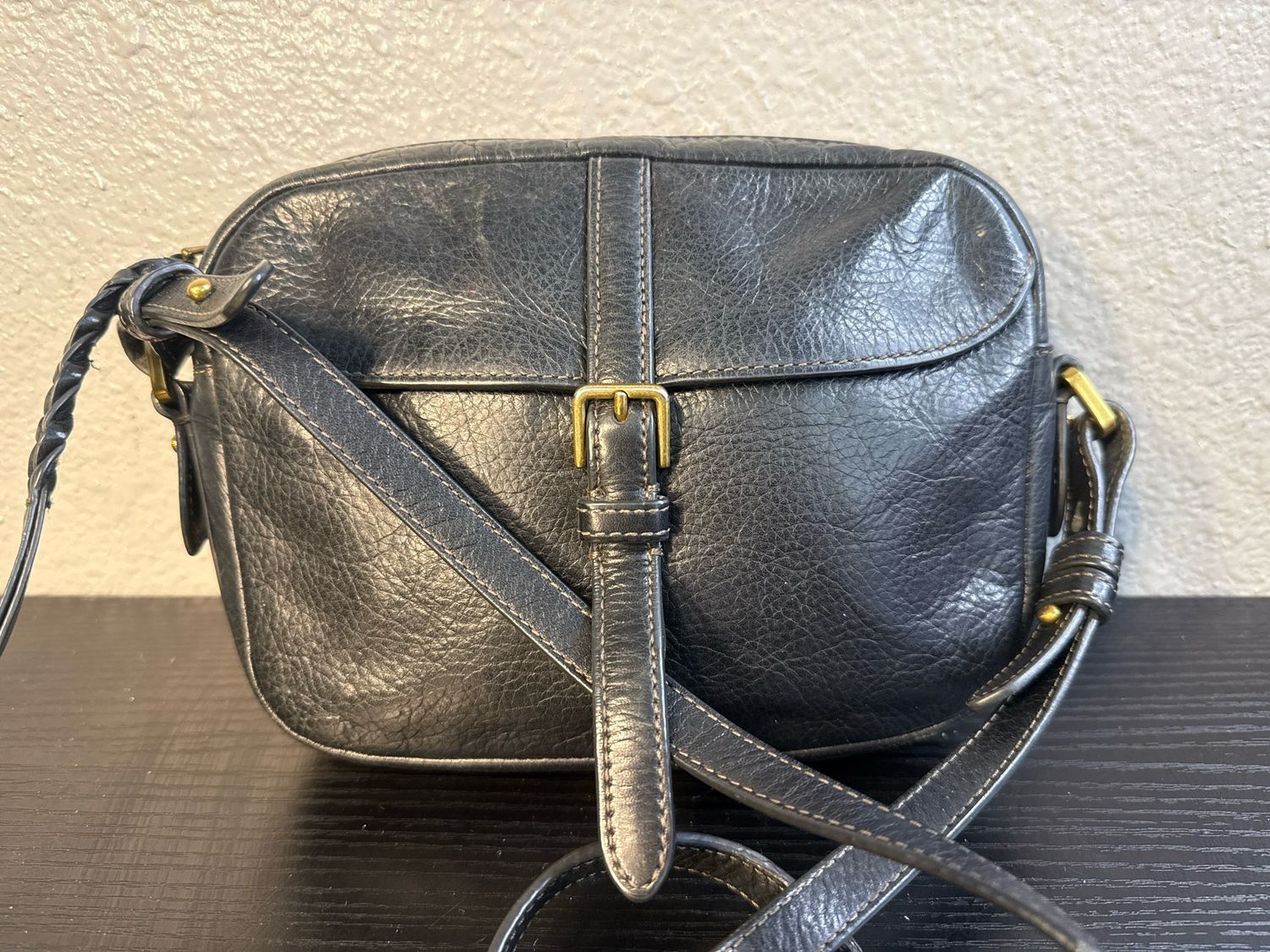Fossil Vintage Black Leather Crossbody Bag