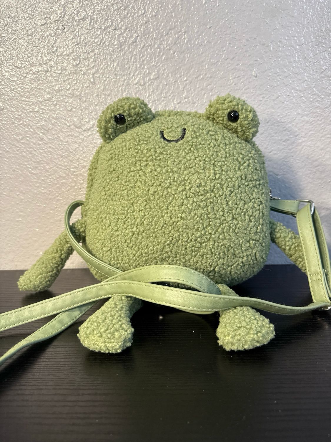 Thorn and fable, green, plush, frog cross body bag new without tags