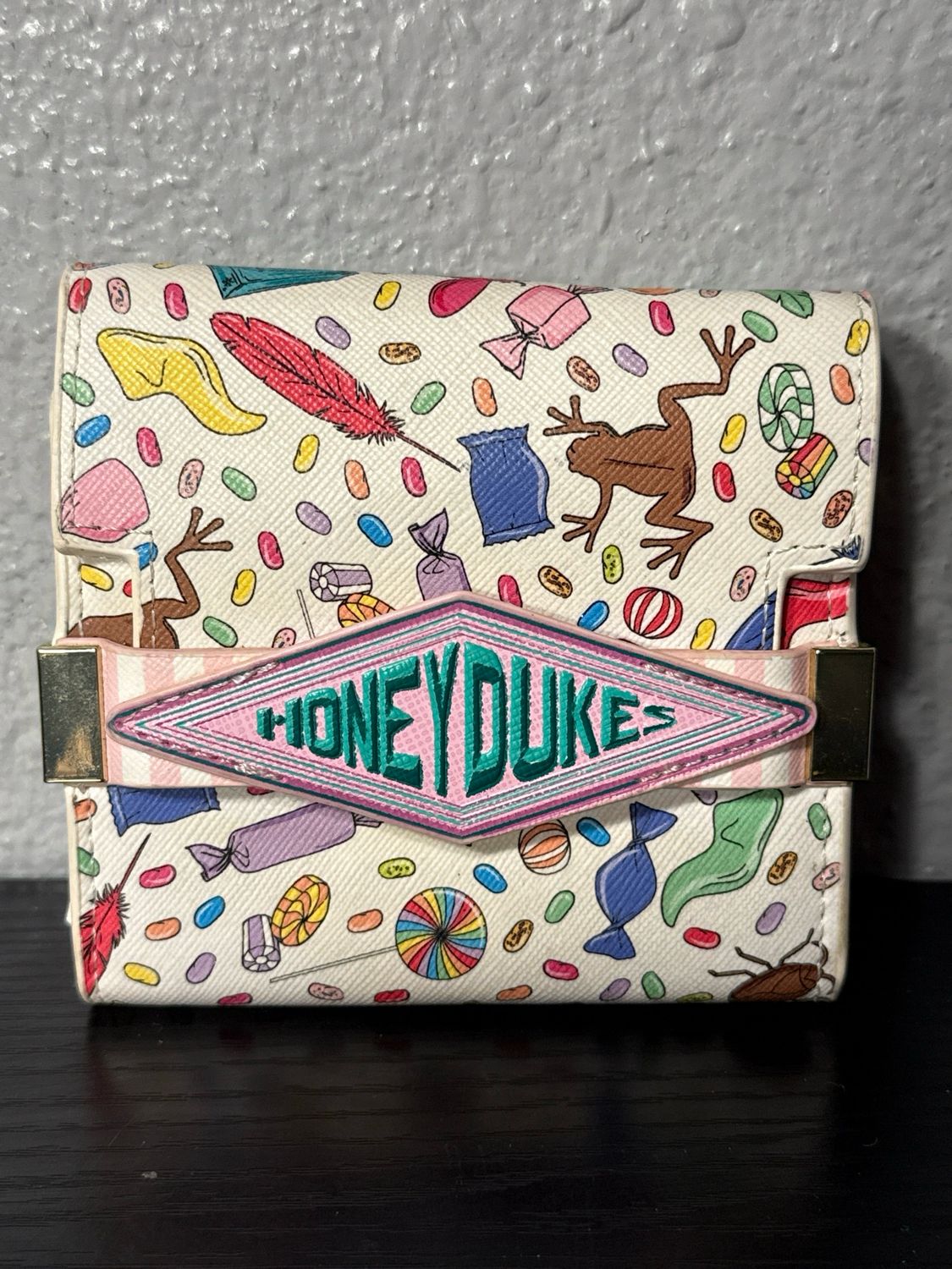 Loungefly Harry Potter, Honey Dukes Compact Wallet