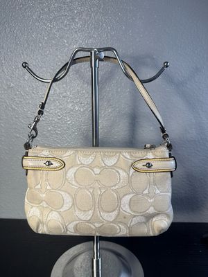 Coach Y2K Shoulder Bag In Chalk And Ivory With Leather Trim