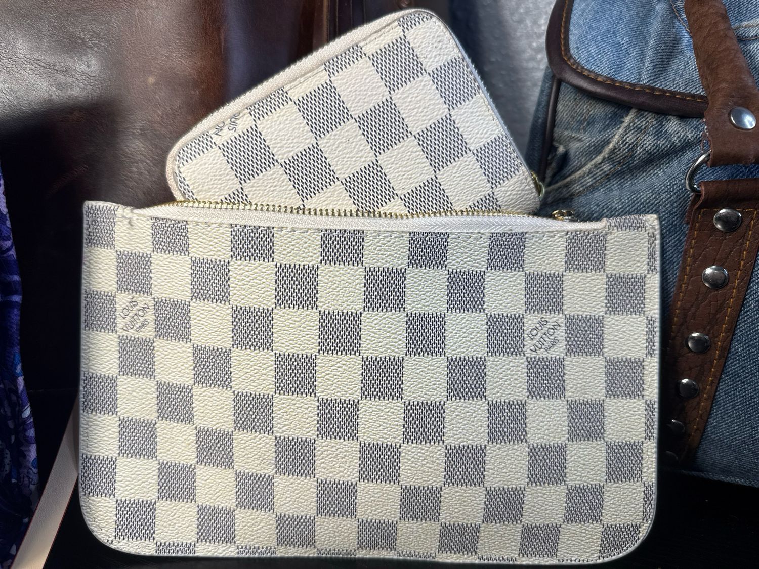 White Checkered, Compact, Wallet, And Catch All Pouch Set New Without Tags 💥 US SHIPPING ONLY 💥