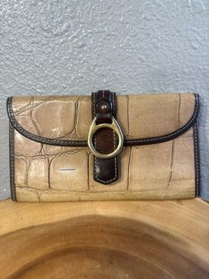 Dooney, &amp; Bourke Nile Tan And Brown Leather Wallet