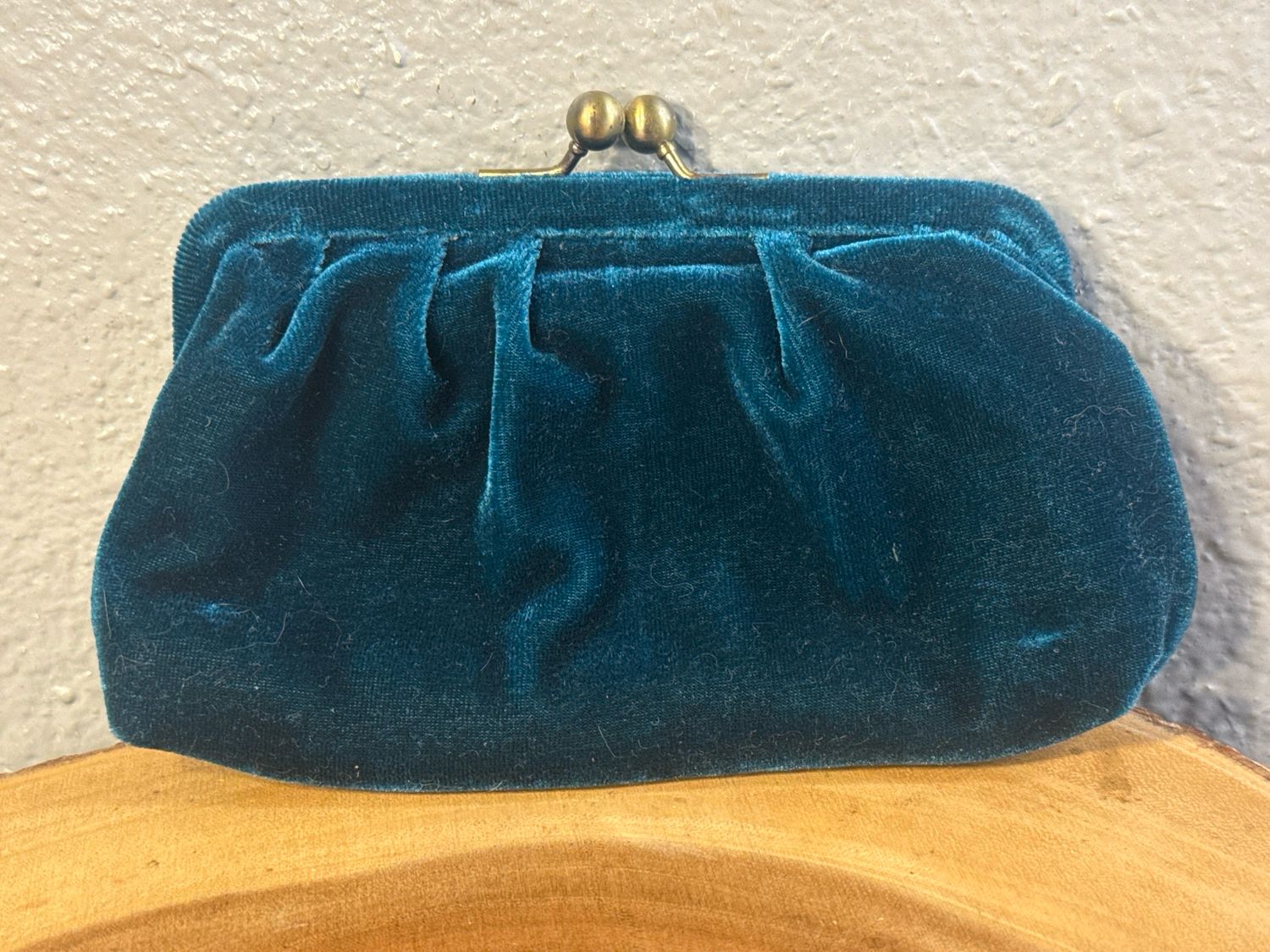 Unbranded Peacock, Blue Velvet Card Kiss Lock Wallet