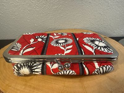 Vera Bradley Clock Cosmetic Case New Without Tags