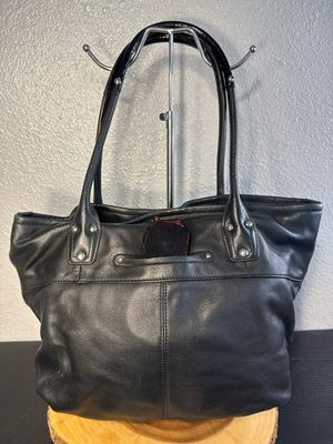 B. Makowski Vintage Black Leather Shoulder Bag Like New