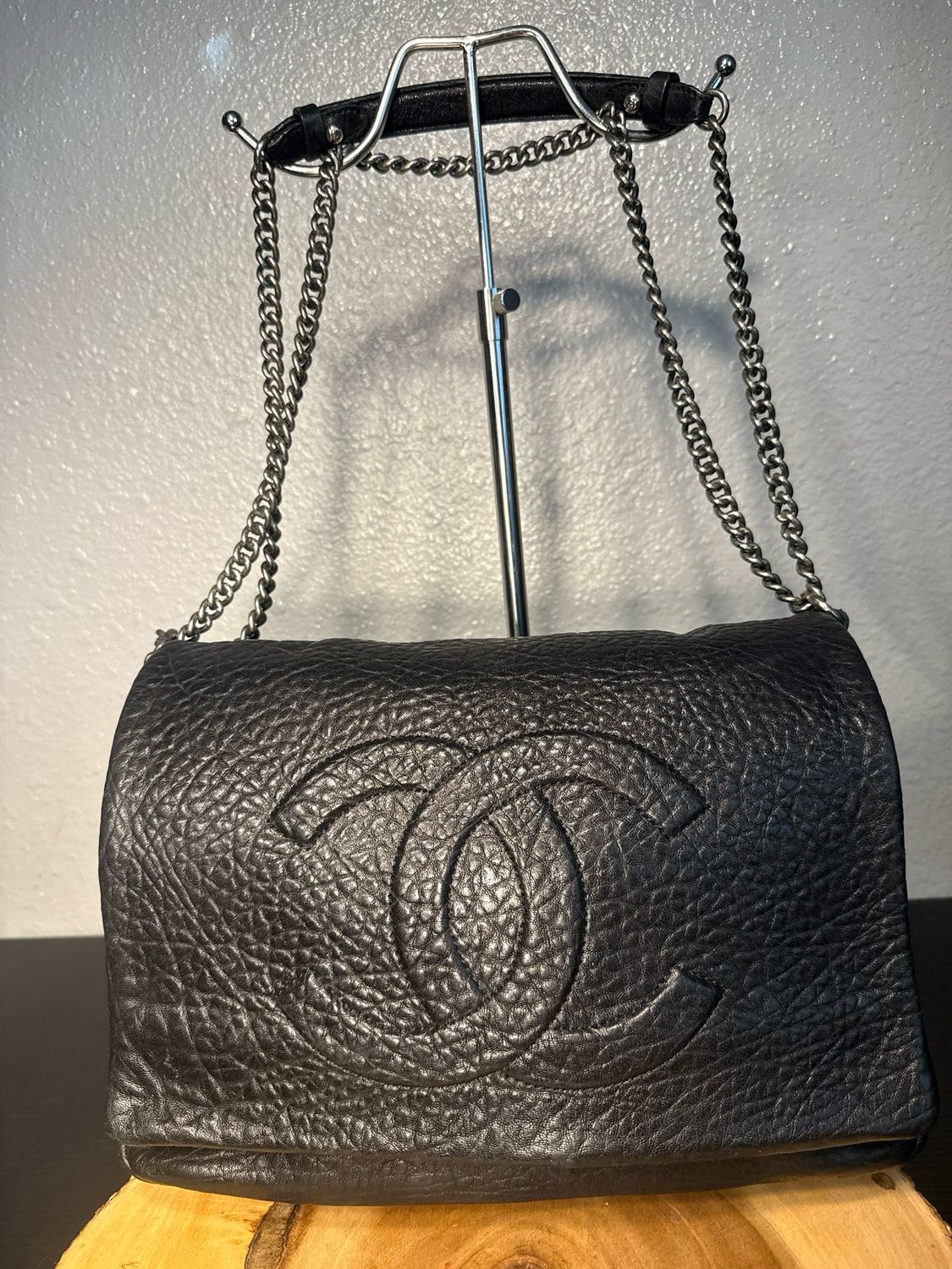 Chanel Inspired Black Pebbled Leather Timeless Flap Shoulder Bag / Crossbody EXCELLENT Condition