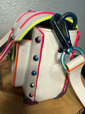 Michael Kors Manhattan White Leather With Oil Slick Hardware Crossbody