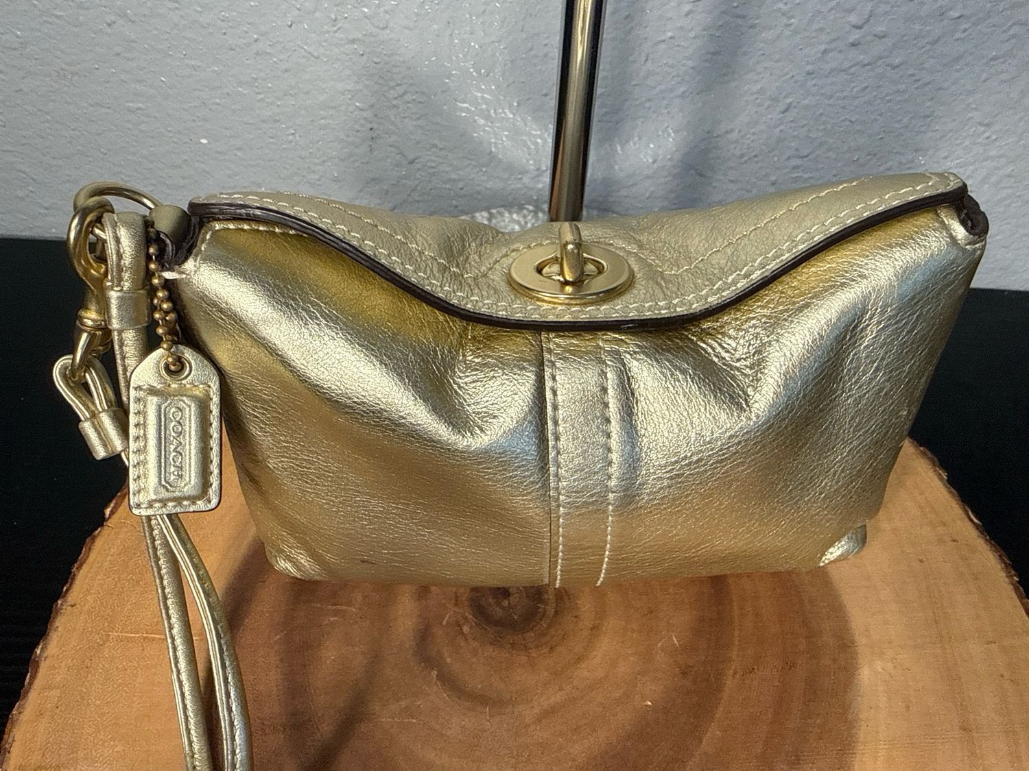 Coach Gold Metallic Twist Lock Wristlet Vintage