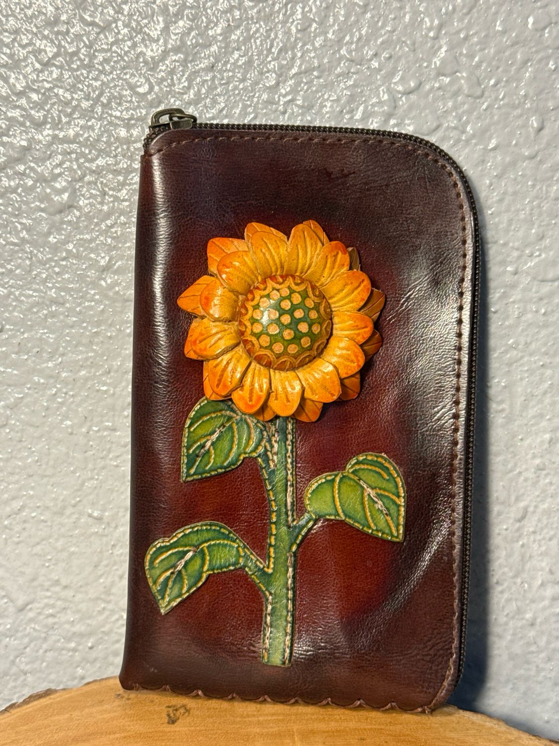Artisan Crafted, Leather, 3-D Sunflower Sunglasses Case New Without Tags