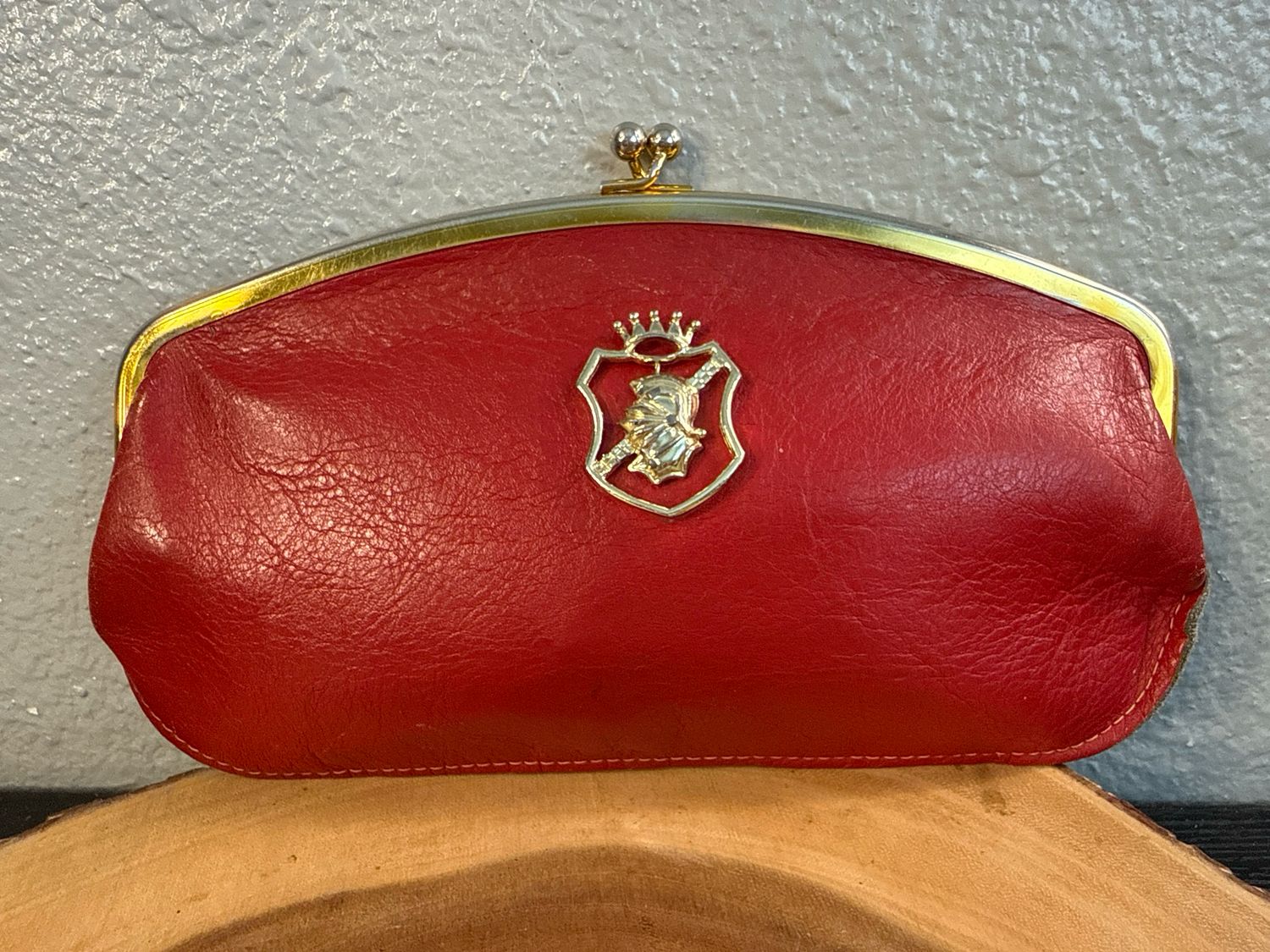Vintage Unbranded, Red Leather Kiss Lock Clutch Catchall