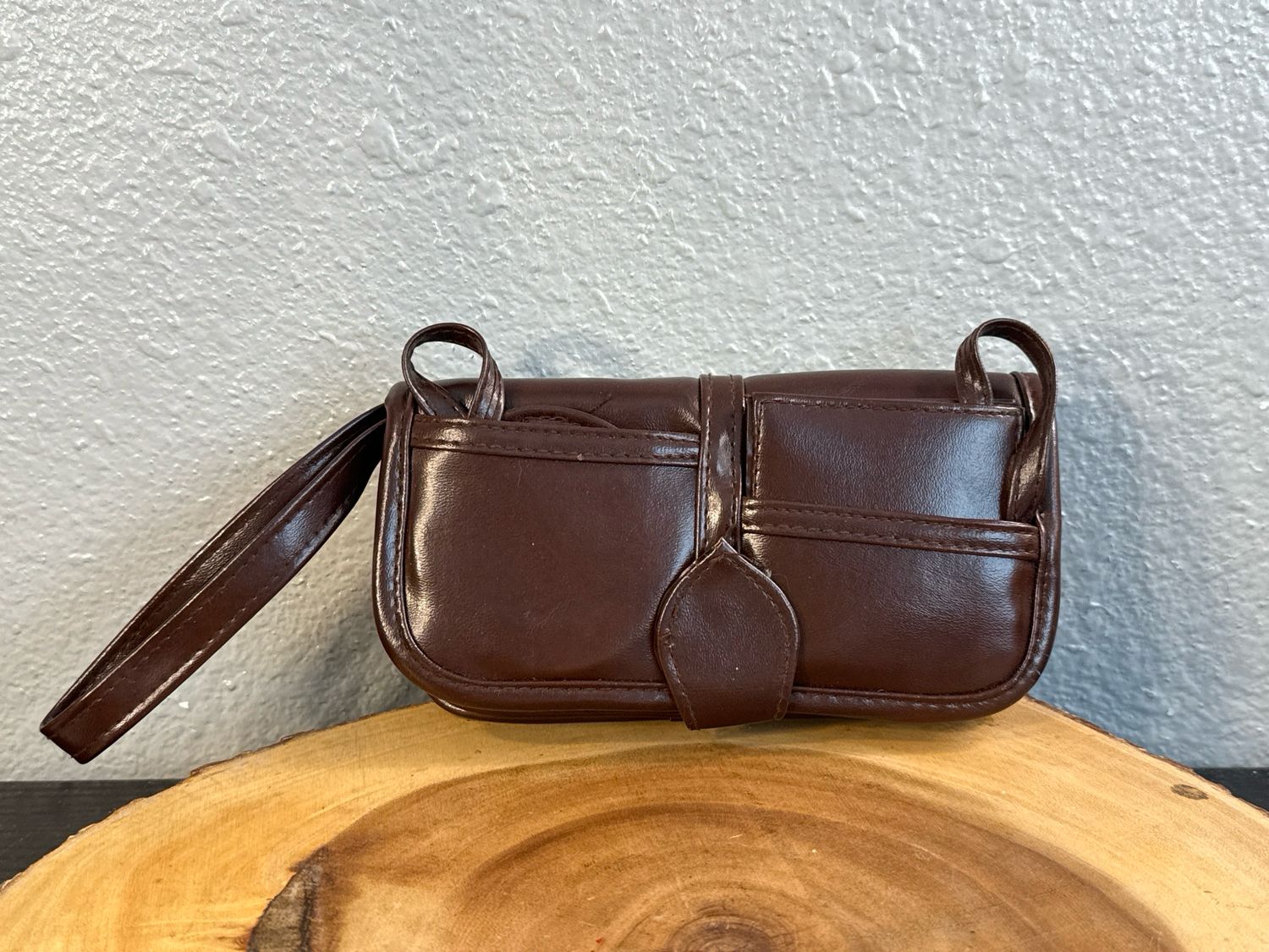 Vintage Brown, Vegan Leather, Multi Compartment, Wristlet Wallet, New Without Tags SUPER RARE